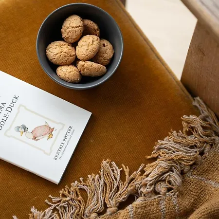 Beautiful Luxury One Bedroom Retreat In Far Sawrey *