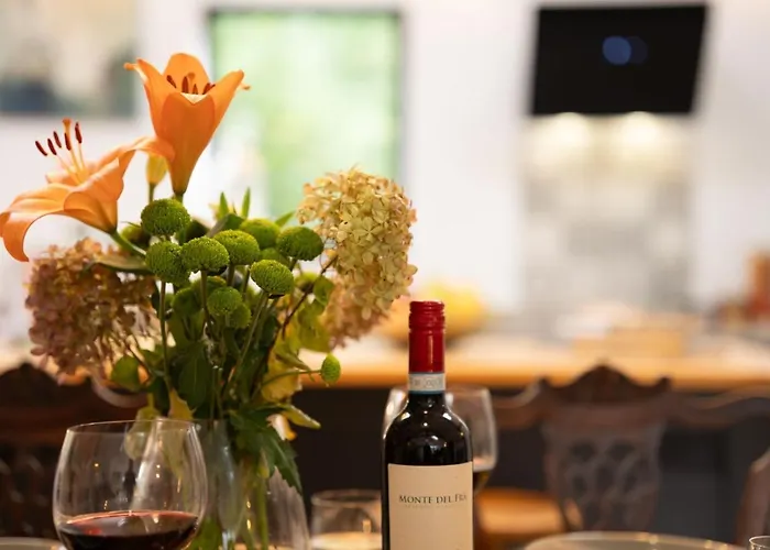 Beautiful Luxury One Bedroom Retreat In Far Sawrey *